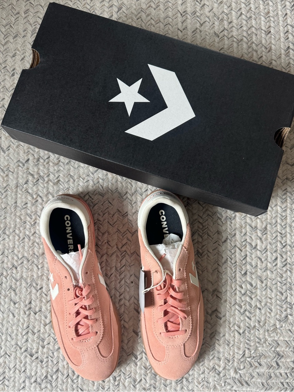 NWT Converse Run Star Sneakers Flamingo Fade Size 6.5/8